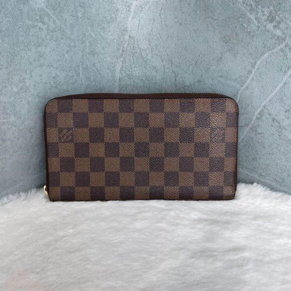 Louis Vuitton Women Pre-Loved Bag Very Good Condition